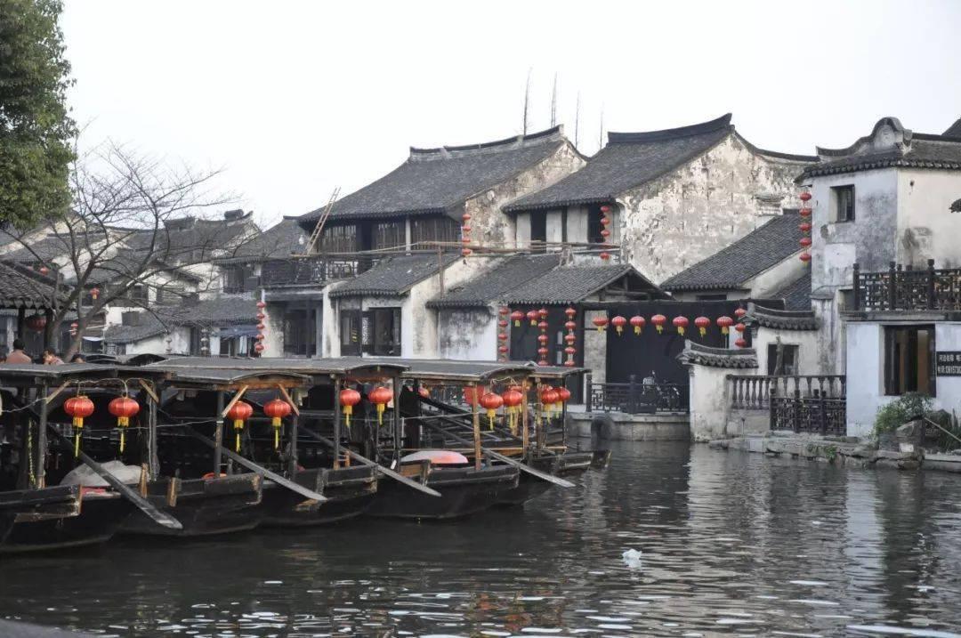 逃出上锁的现代房间8